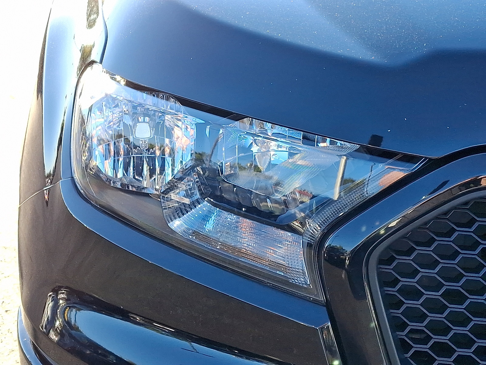 Certified 2023 Ford Ranger XLT w/ Equipment Group 302A High image 9