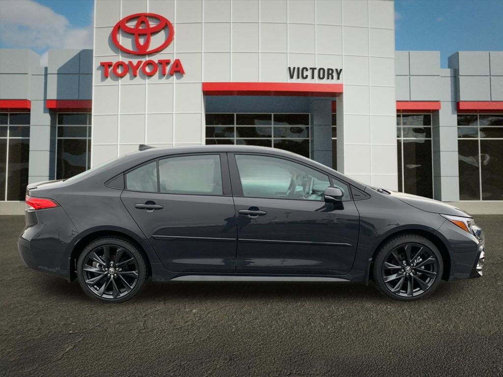 New 2026 Toyota Corolla SE image 2