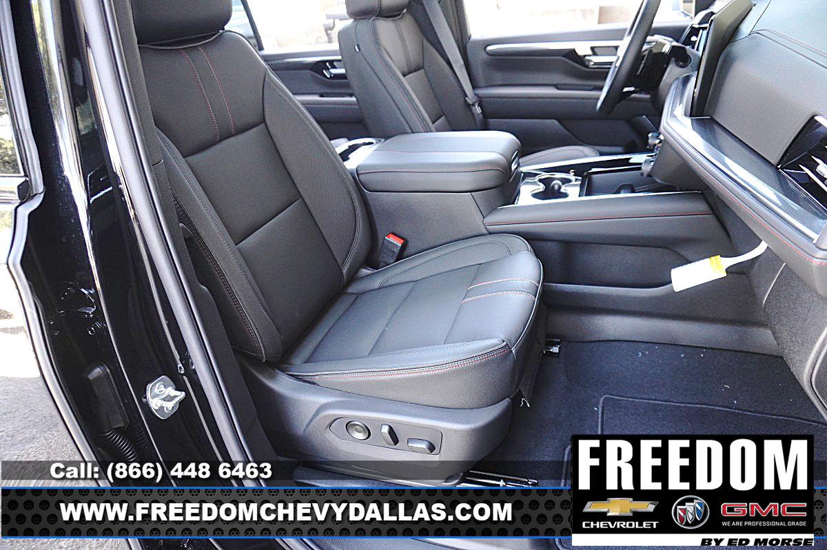 New 2026 Chevrolet Suburban RST w/ Comfort Package AWD/4WD image 16