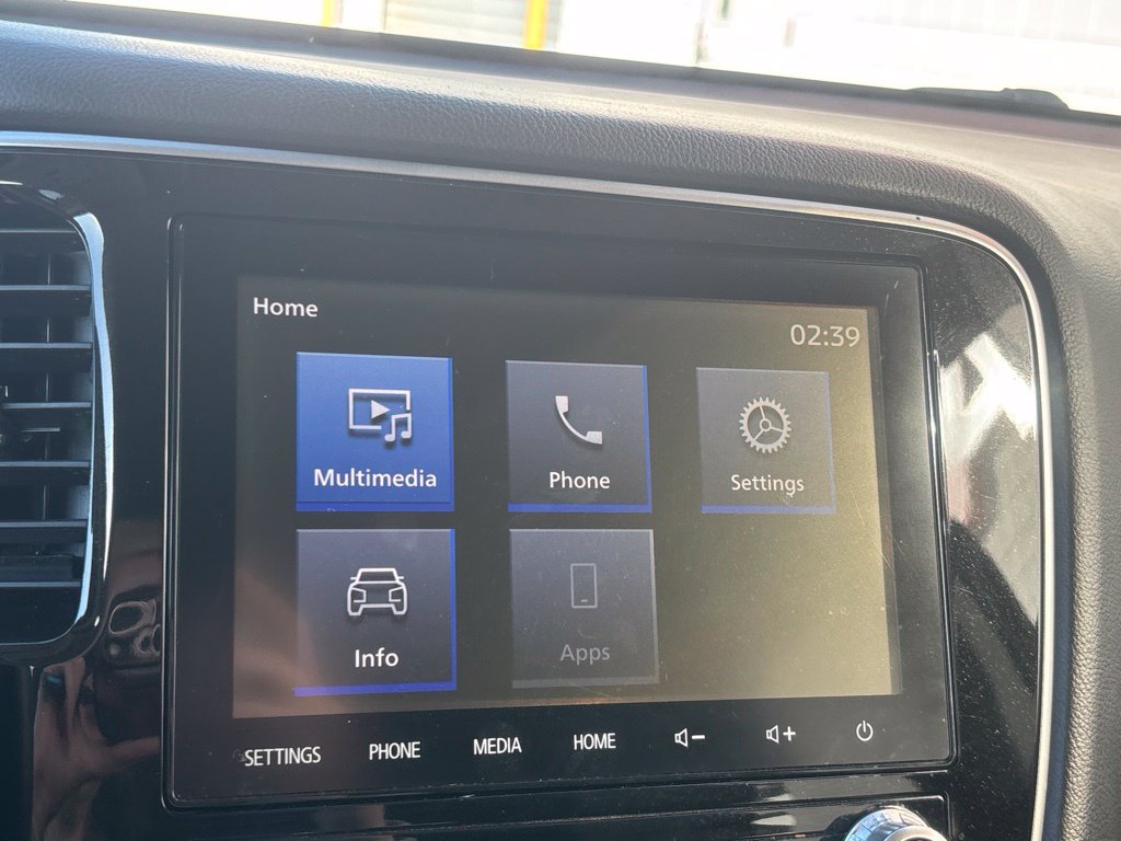 Used 2020 Mitsubishi Outlander SEL AWD/4WD image 12