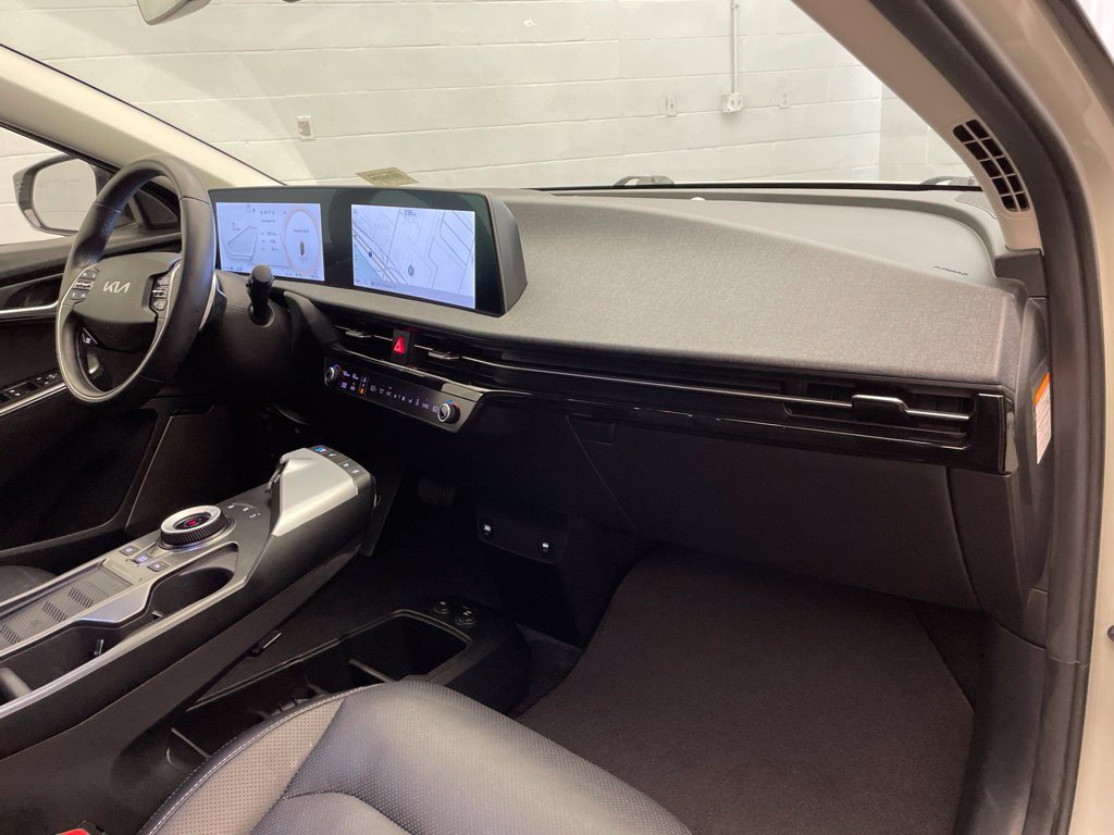 Used 2024 Kia EV6 Wind w/ Wind Technology Package RWD image 24
