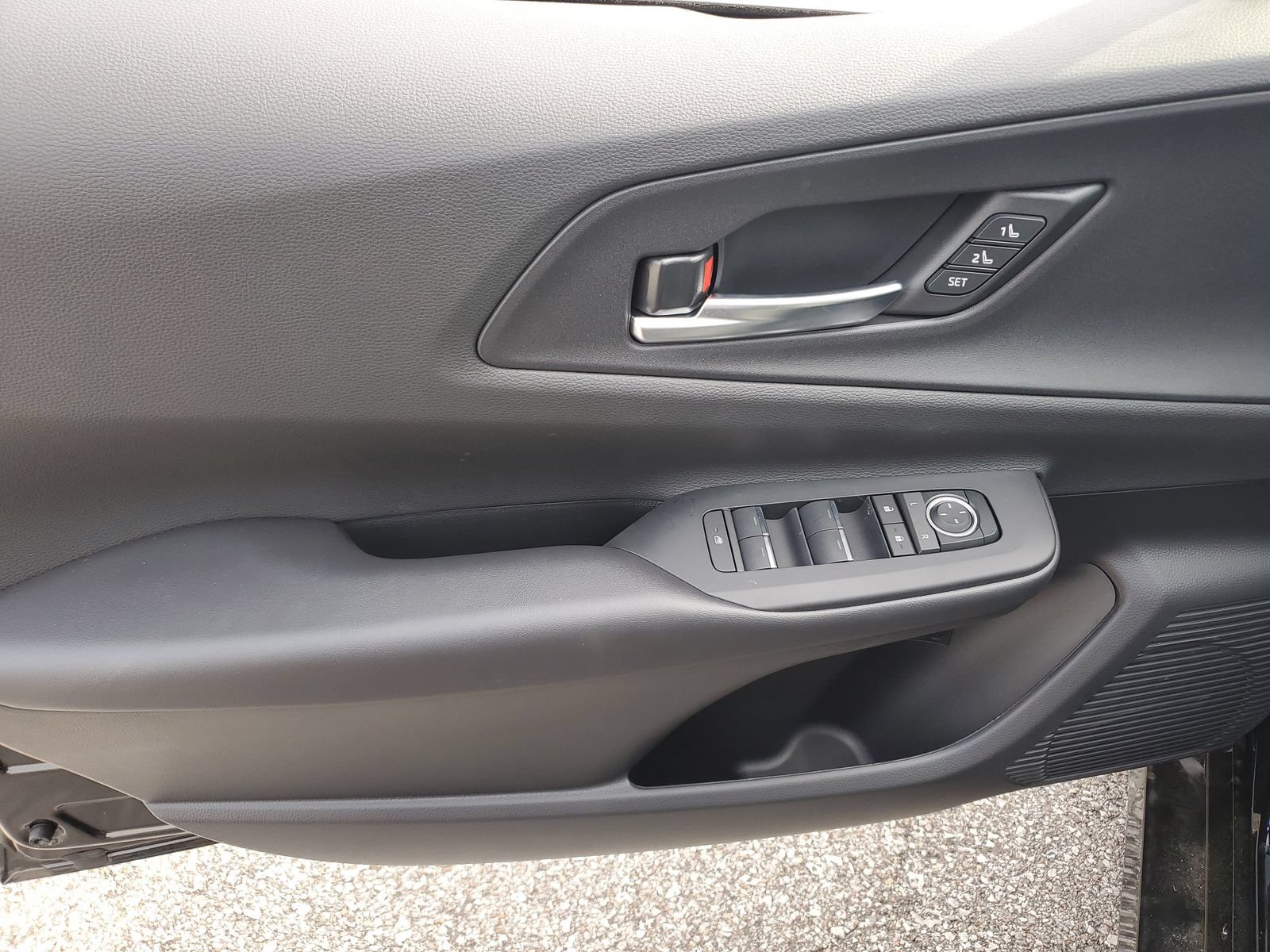 New 2026 Toyota Prius Plug-In Hybrid FWD image 20