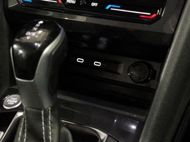 Used 2024 Volkswagen Tiguan SE image 29