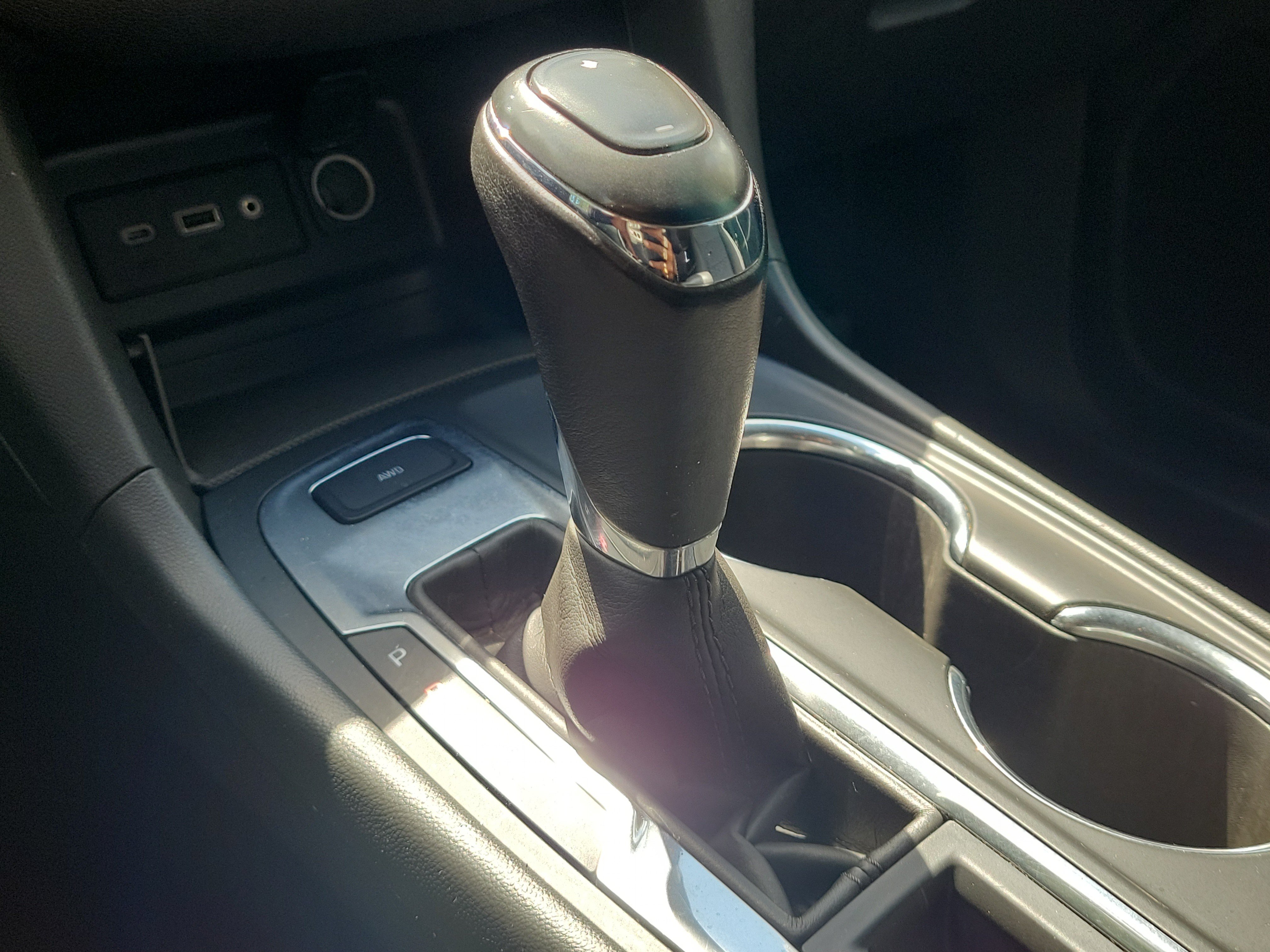 Used 2019 Chevrolet Equinox LT AWD/4WD image 30