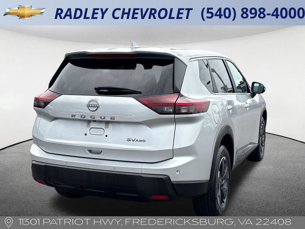 Used 2024 Nissan Rogue SV AWD/4WD image 30