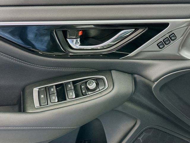 Used 2025 Subaru Outback Limited image 18