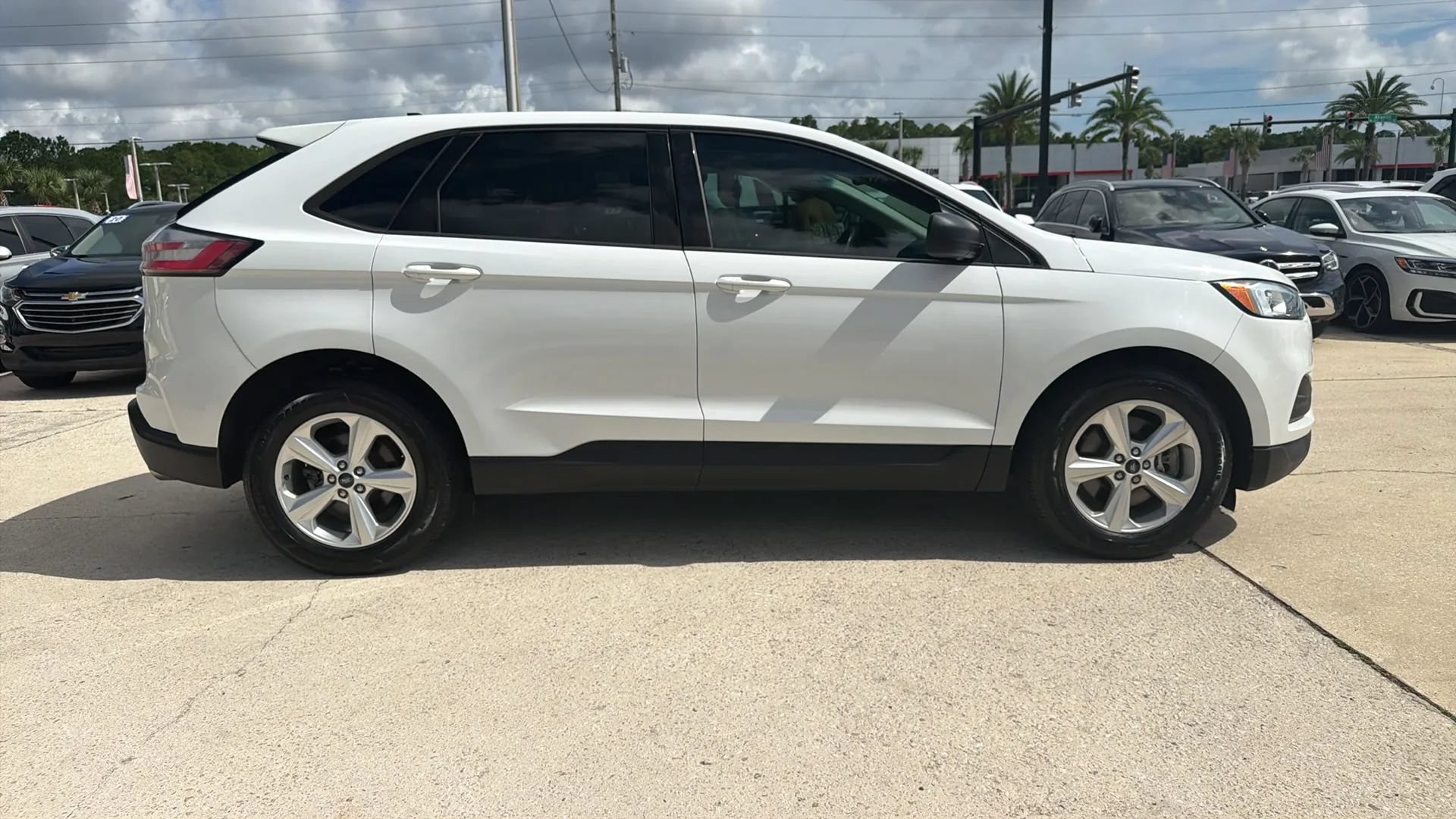 Used 2019 Ford Edge SE AWD/4WD image 6
