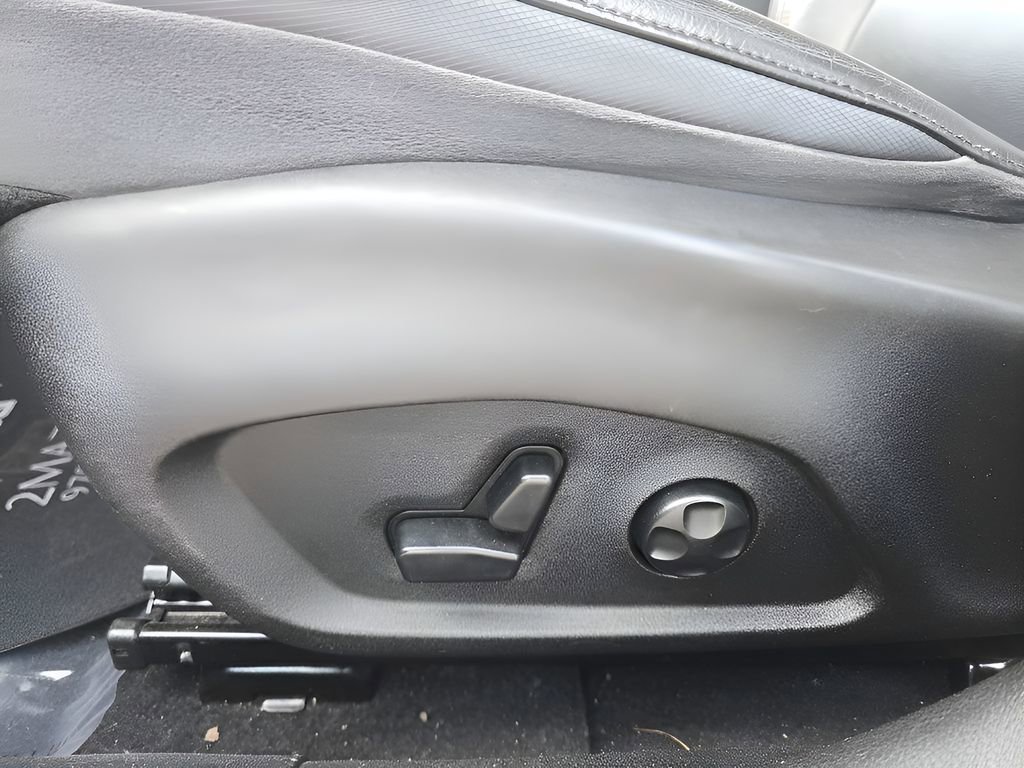 Used 2020 Jeep Renegade Trailhawk w/ Premium Leather Group image 16