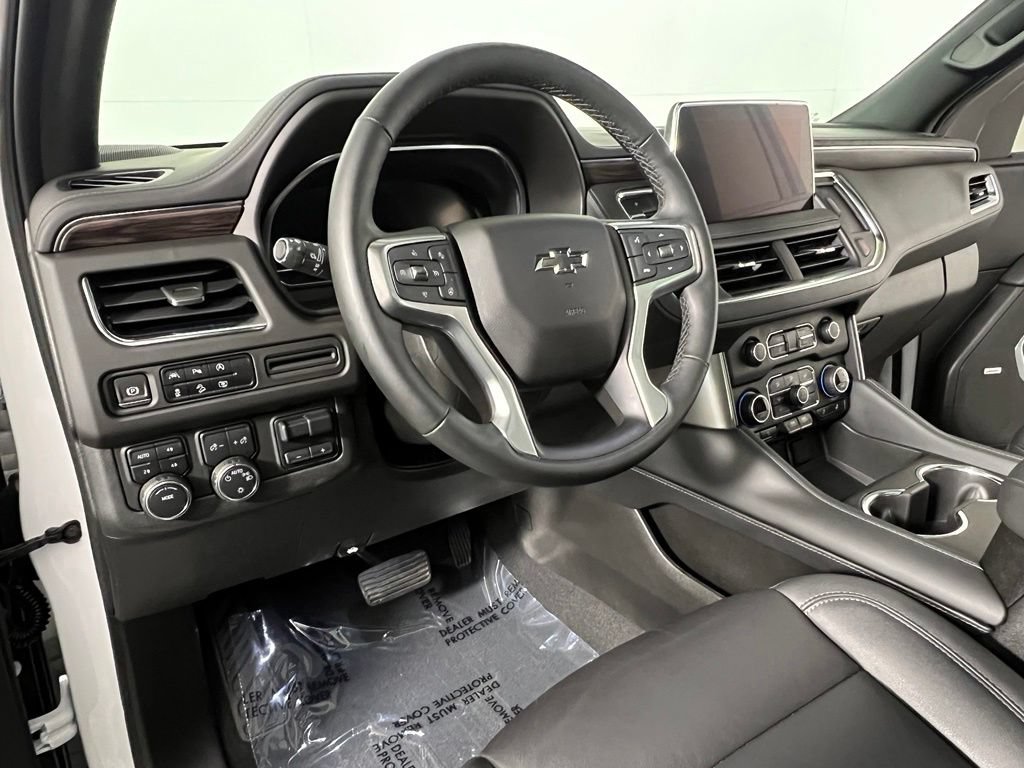 Certified 2023 Chevrolet Suburban Z71 w/ Luxury Package AWD/4WD image 23