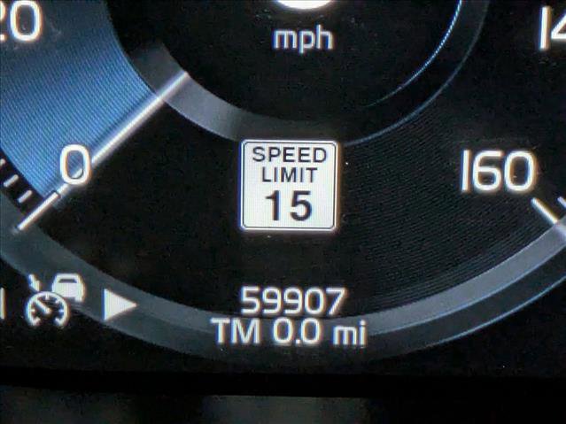 Used 2021 Volvo XC60 T8 R-Design w/ Advanced Package image 12