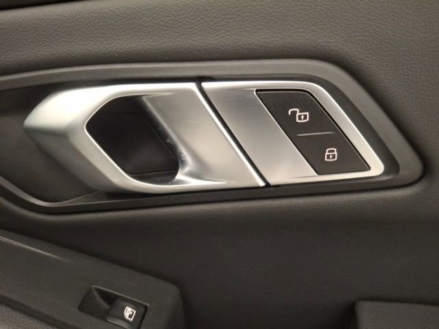 Used 2022 BMW 330i xDrive Sedan w/ Premium Package 2 image 67