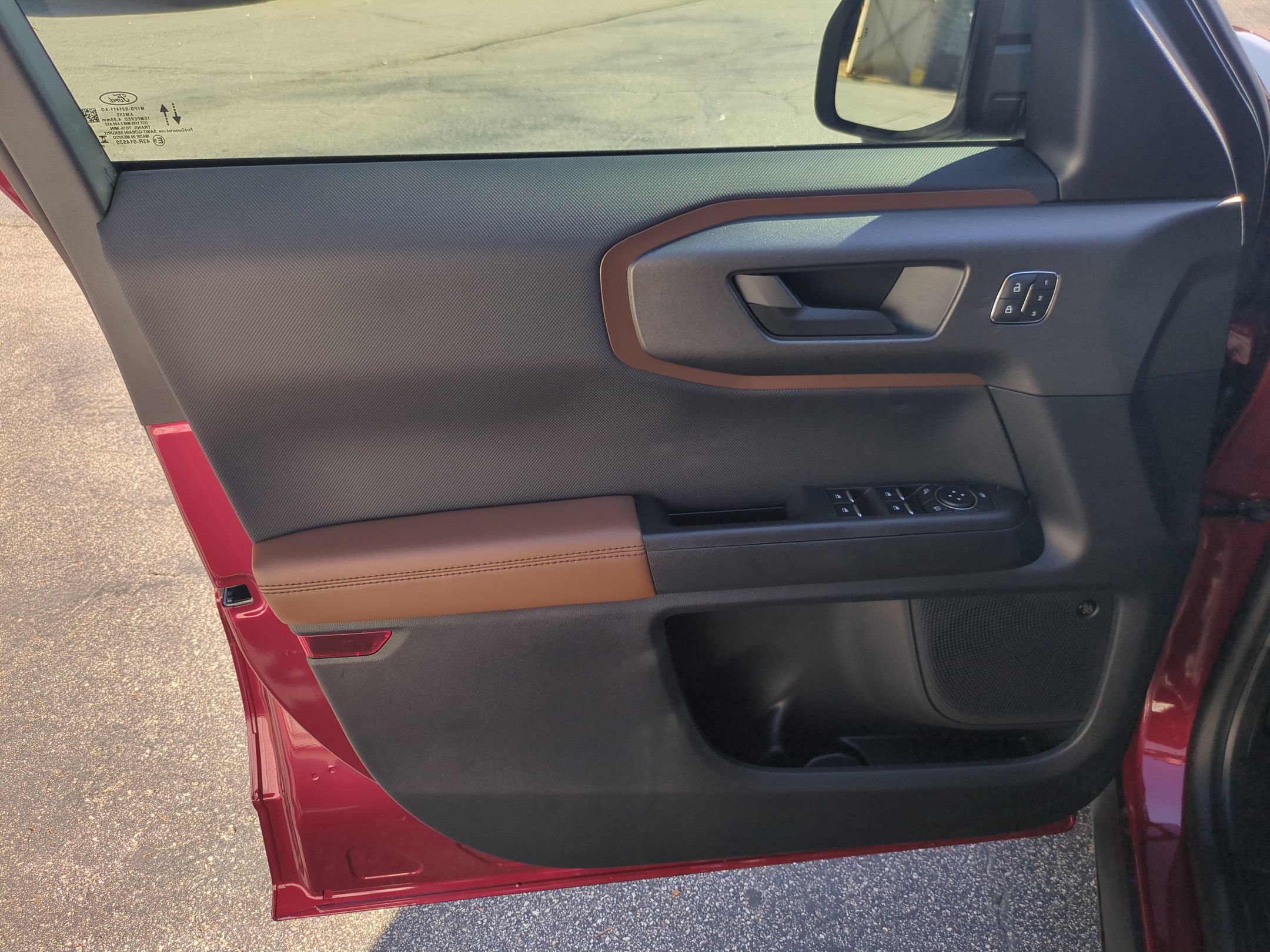 New 2026 Ford Bronco Sport Outer Banks w/ Outer Banks Tech Package+ AWD/4WD image 11