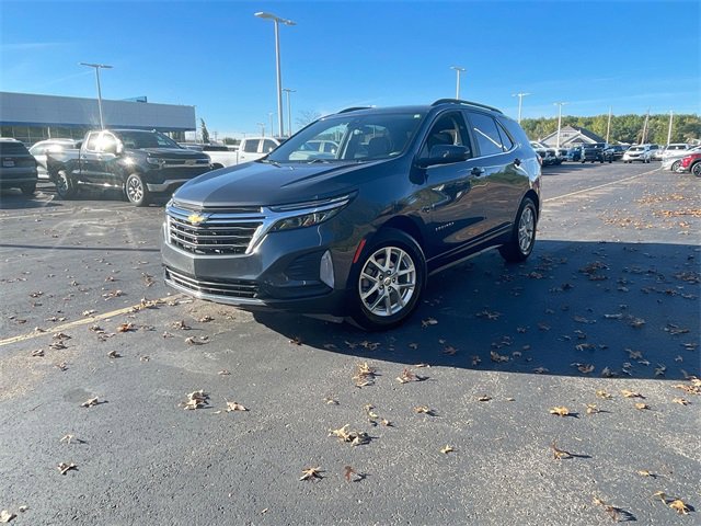 Used 2022 Chevrolet Equinox LT image 1