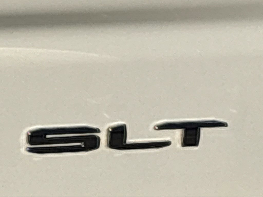 Used 2025 GMC Sierra 1500 SLT image 21