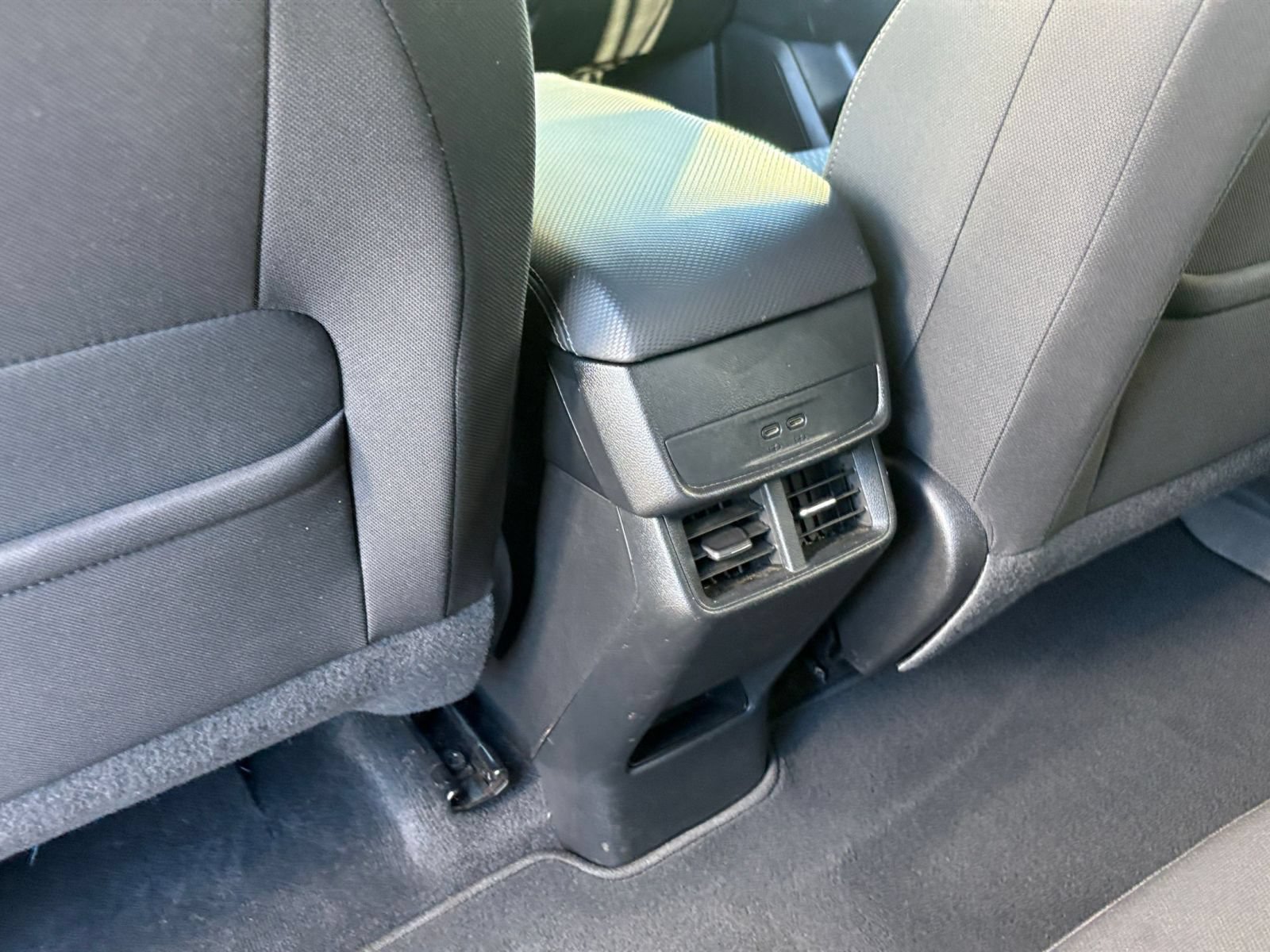 Used 2025 Chevrolet Equinox LT AWD/4WD image 22
