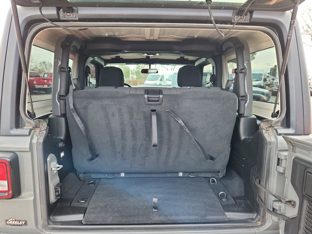 Used 2020 Jeep Wrangler Sport AWD/4WD image 10