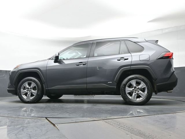 Certified 2025 Toyota RAV4 LE AWD/4WD image 27