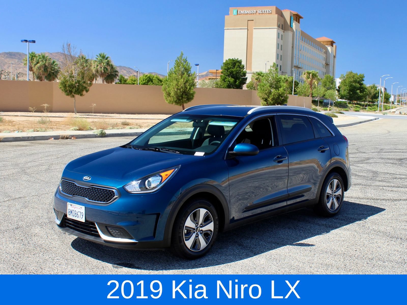 Used 2019 Kia Niro LX FWD image 1