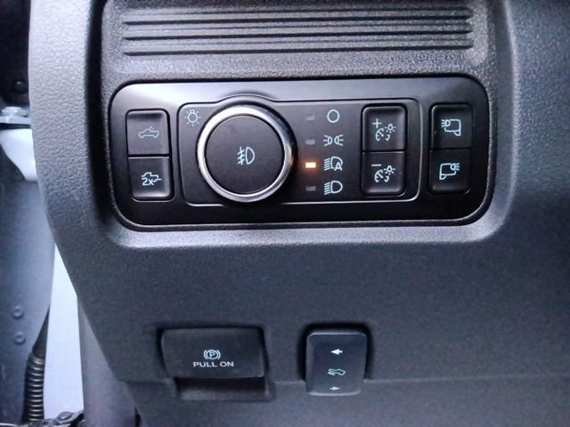 Used 2026 Ford F250 Lariat w/ Black Appearance Package image 17