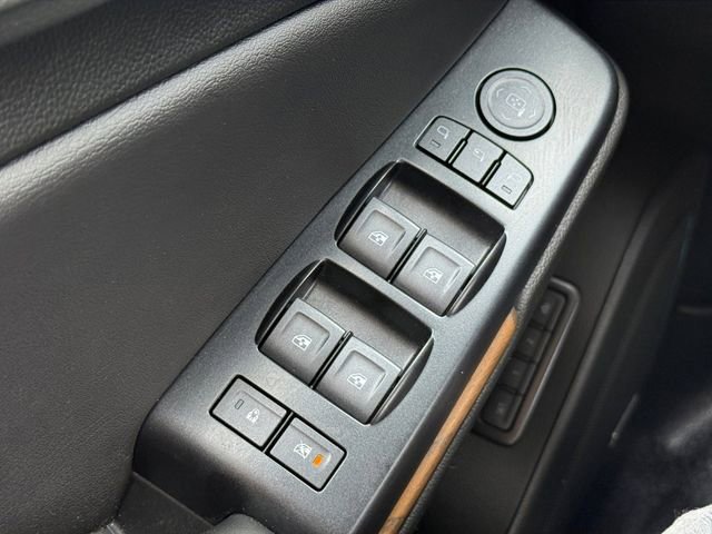 Used 2019 GMC Yukon Denali w/ Denali Ultimate Package AWD/4WD image 25