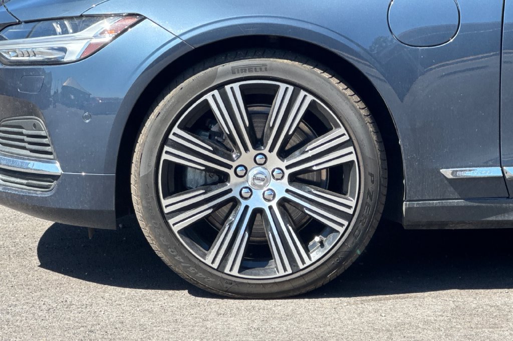 Used 2024 Volvo S90 T8 Ultimate AWD/4WD image 30