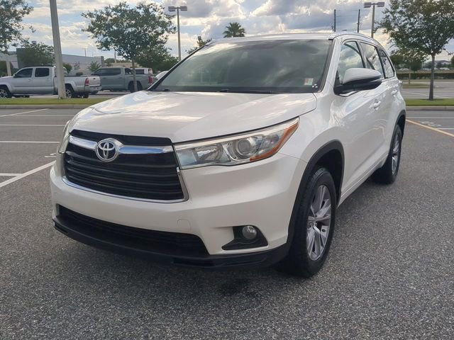 Used 2015 Toyota Highlander XLE FWD image 8