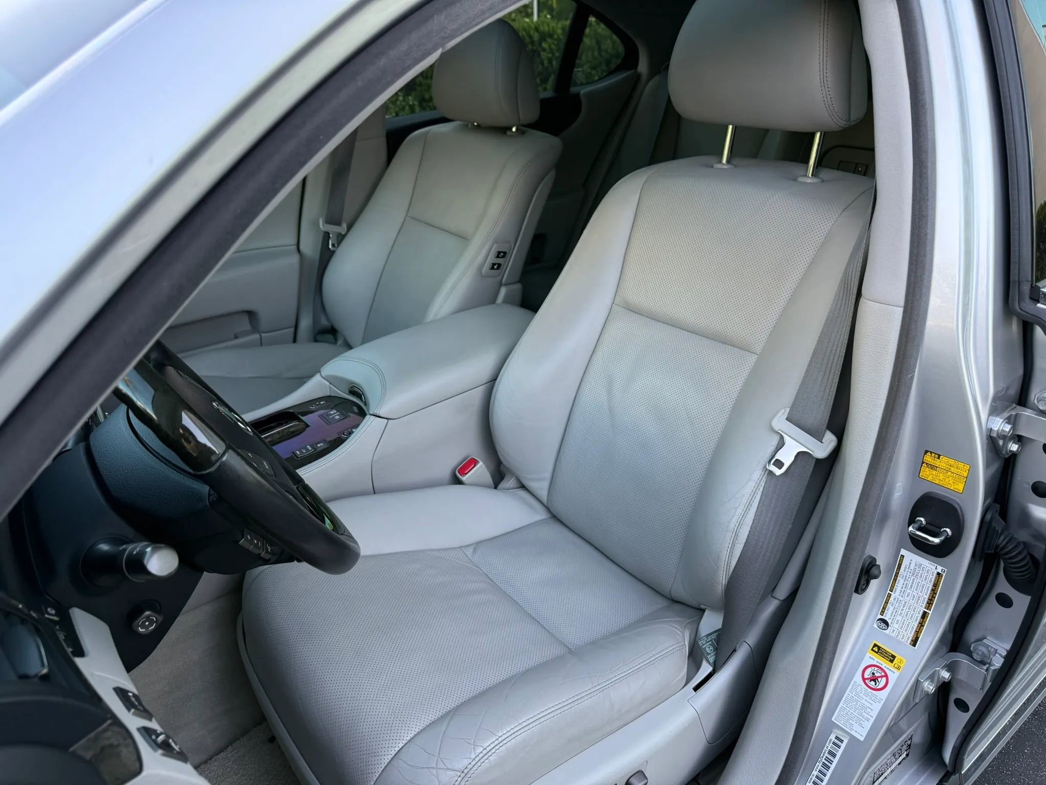 Used 2010 Lexus LS 460 RWD image 11