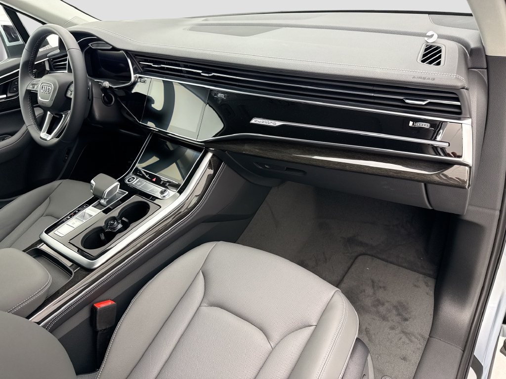 New 2026 Audi Q7 Premium Plus AWD/4WD image 16