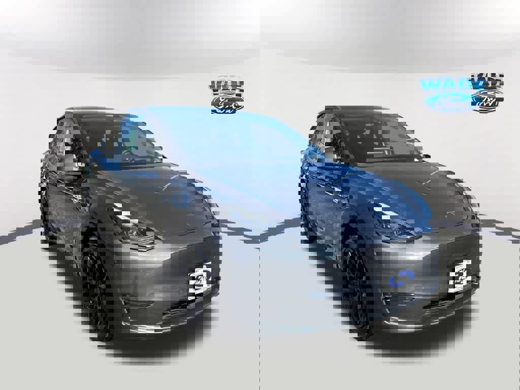 Used 2023 Tesla Model Y Long Range image 3