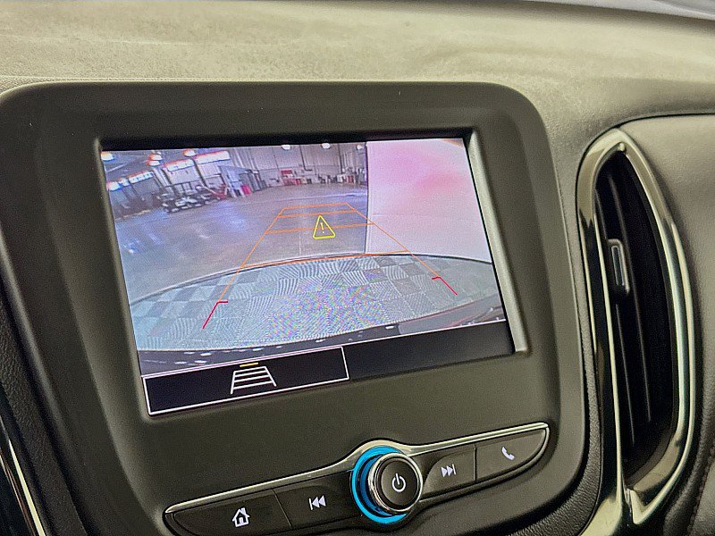 Used 2023 Chevrolet Equinox RS w/ LPO, Floor Liner Package AWD/4WD image 15