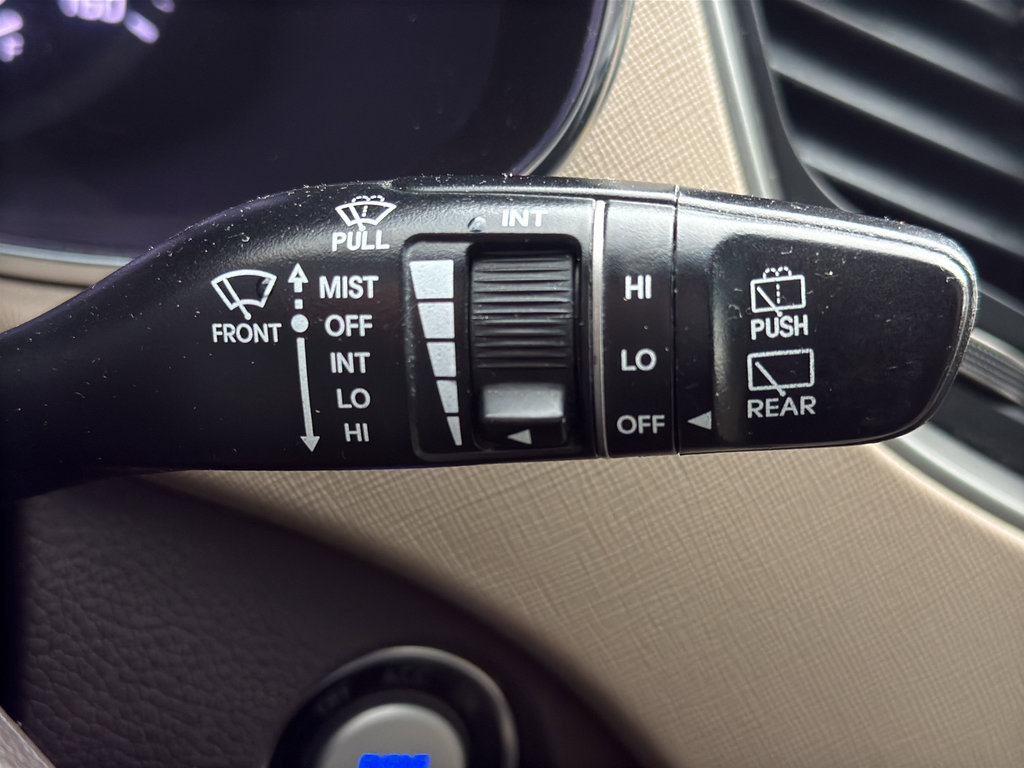 Used 2017 Hyundai Santa Fe Sport image 25