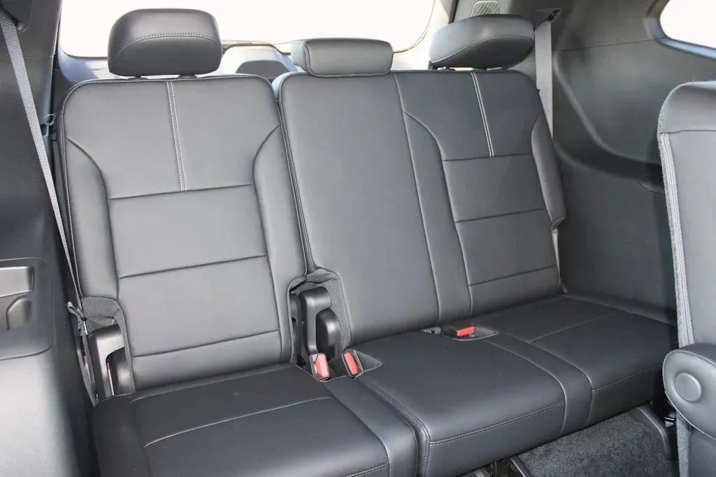 New 2025 GMC Acadia Elevation w/ Elevation Premium Package image 27