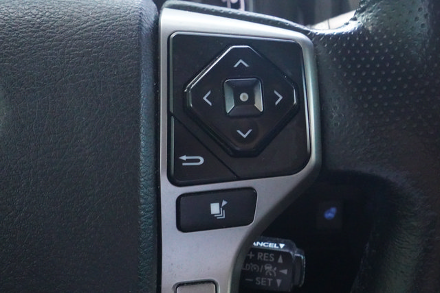 Used 2023 Toyota 4Runner Limited AWD/4WD image 13
