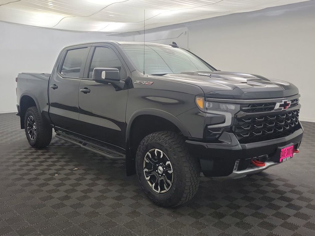 Used 2024 Chevrolet Silverado 1500 ZR2 w/ Technology Package AWD/4WD image 6