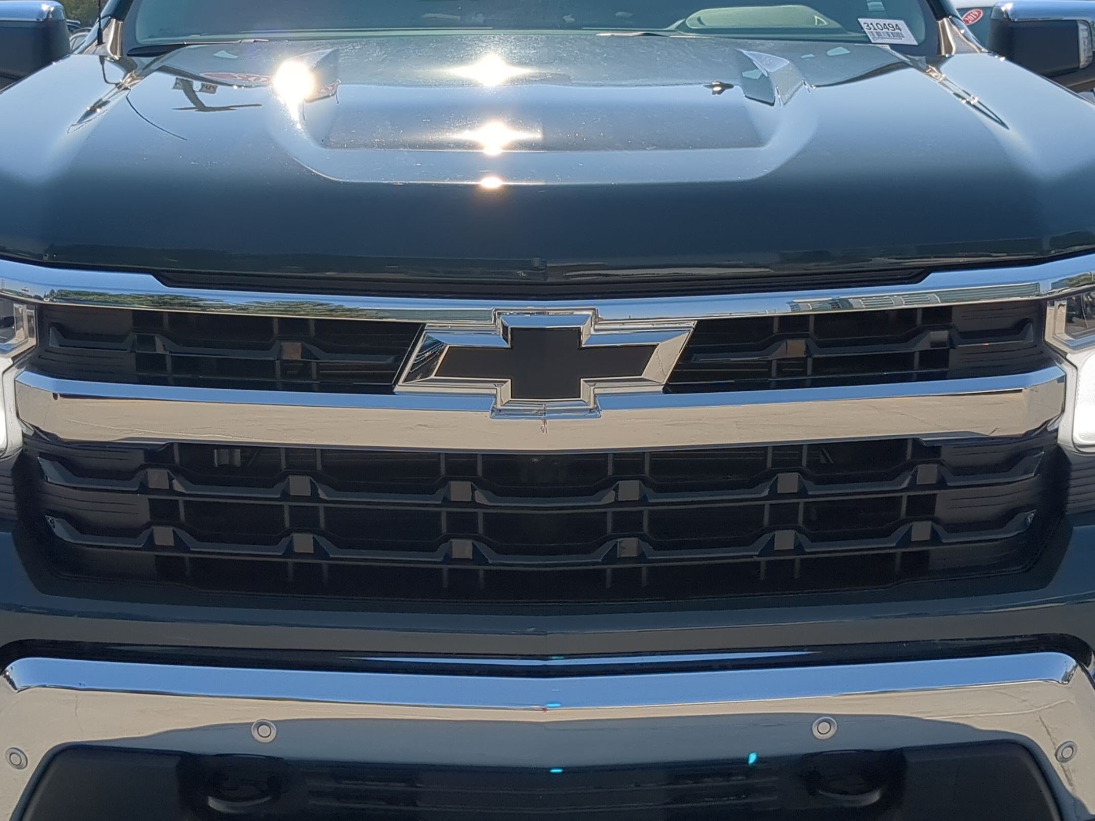 Used 2025 Chevrolet Silverado 1500 LT AWD/4WD image 10