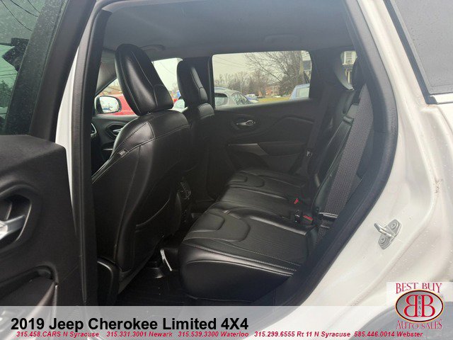 Used 2019 Jeep Cherokee Limited image 11