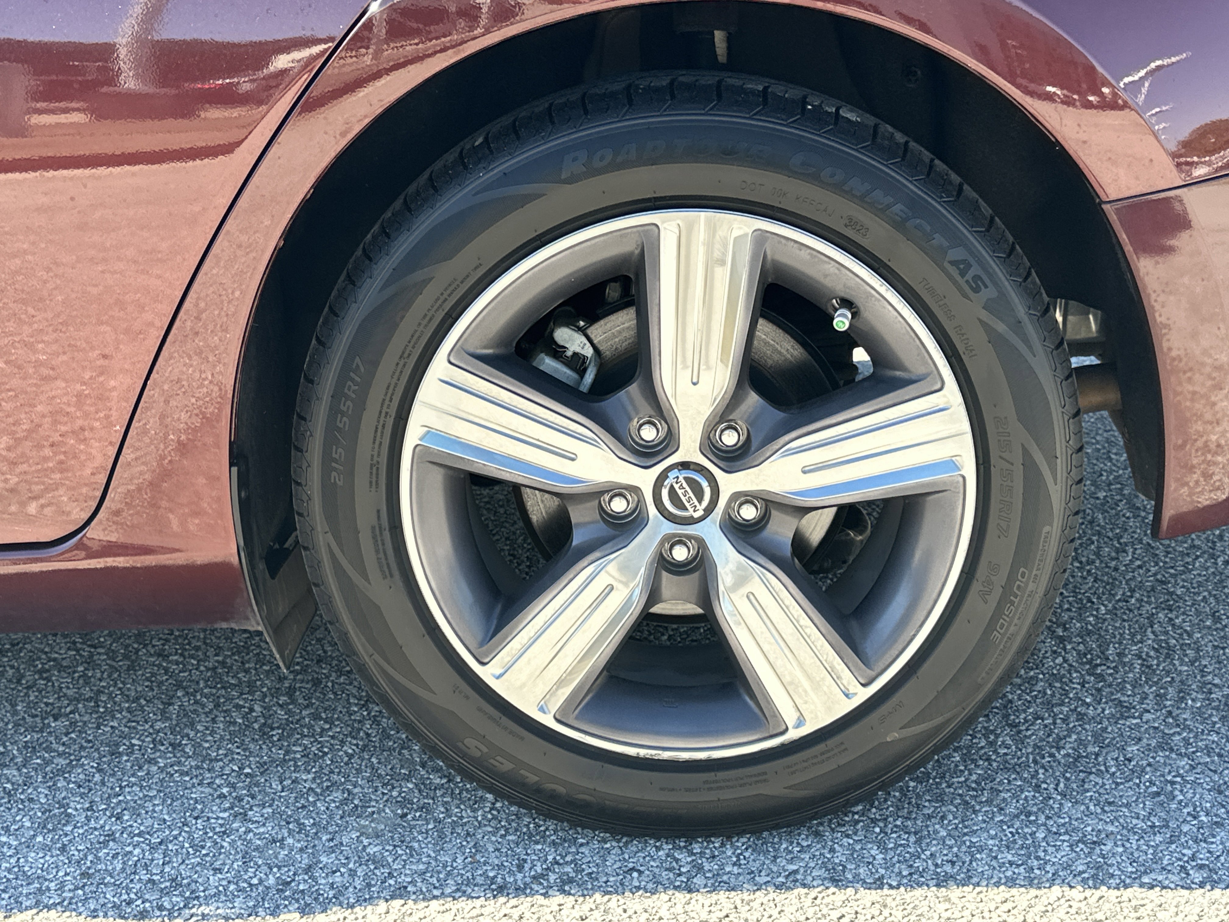 Used 2024 Nissan Altima 2.5 SV image 19