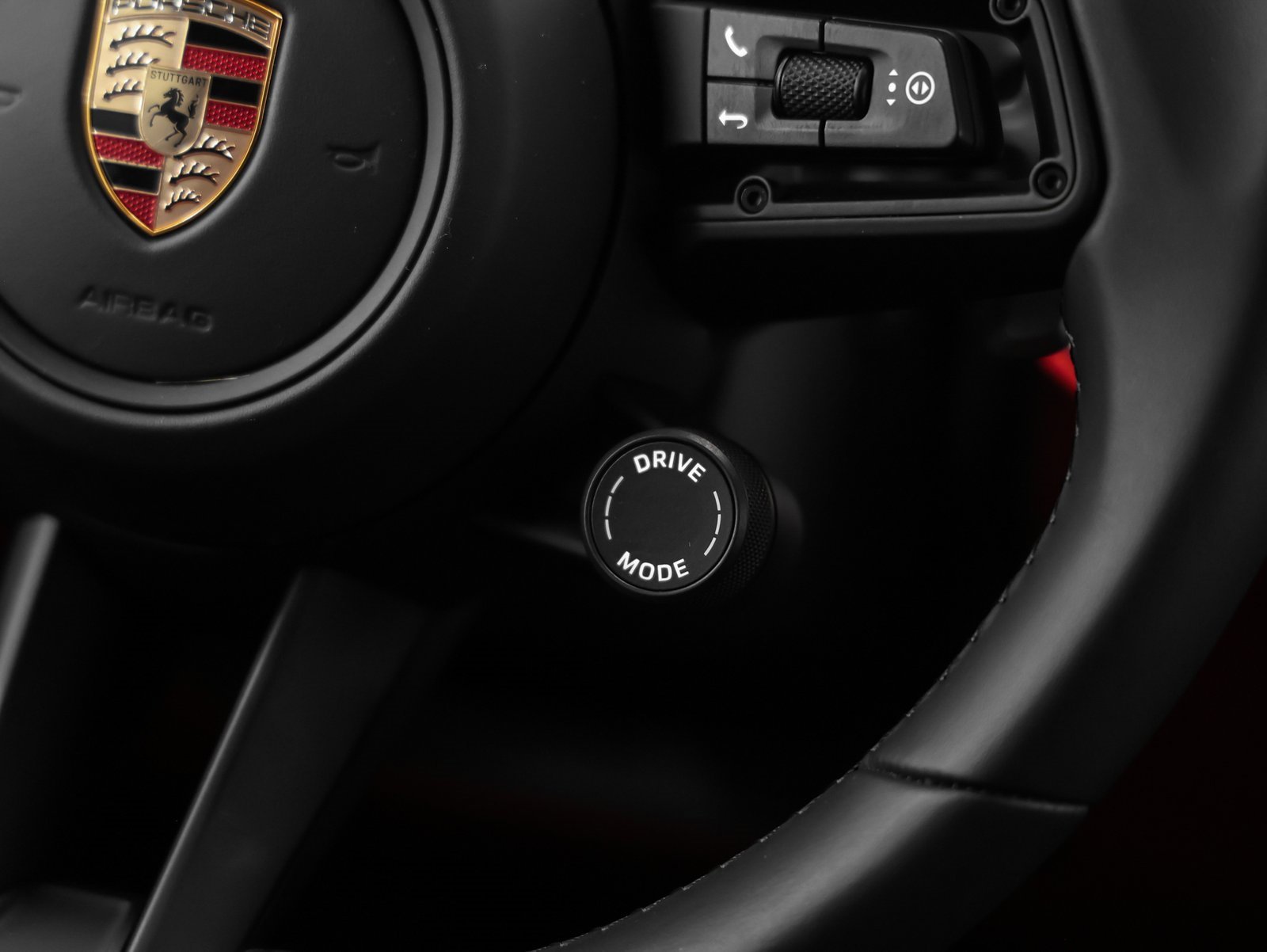 Used 2026 Porsche Cayenne S image 36