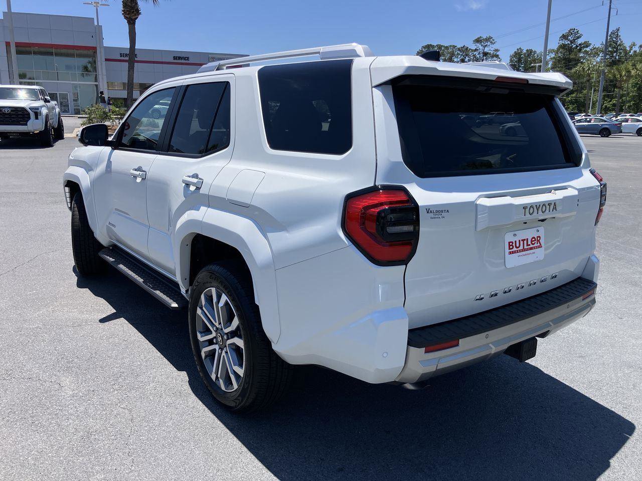 Certified 2025 Toyota 4Runner Limited AWD/4WD image 3