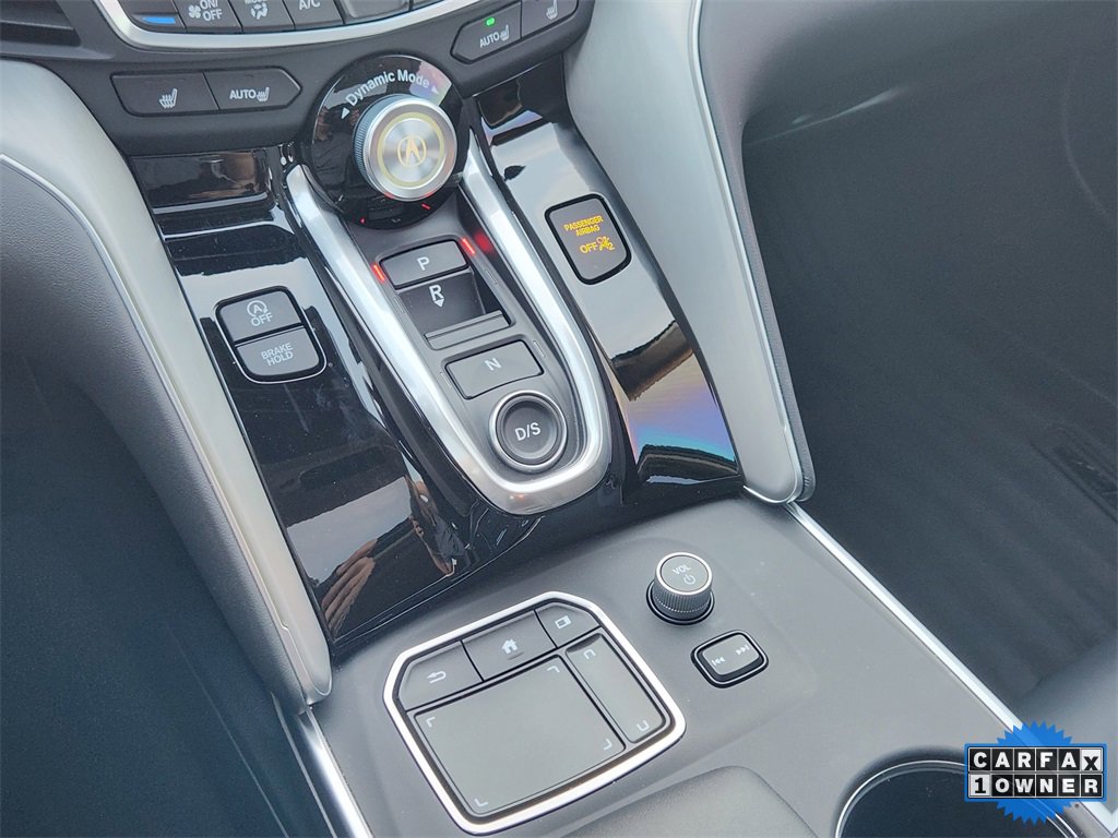 Certified 2025 Acura TLX w/ Technology Package image 21