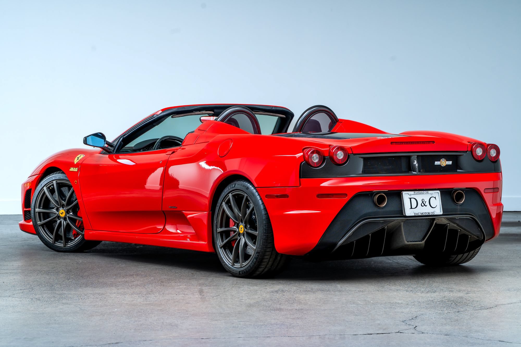 Used 2009 Ferrari F430 Scuderia RWD image 5
