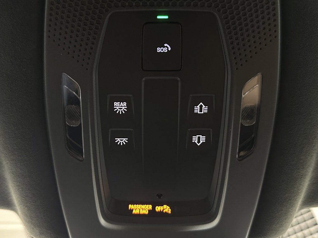 Used 2025 Porsche Cayenne GTS image 38