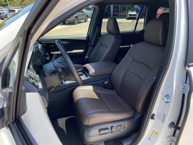 Used 2025 Honda Passport EX-L image 28