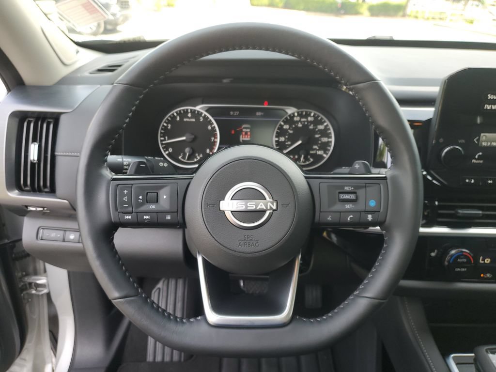 Certified 2025 Nissan Pathfinder SL w/ SL Premium Package FWD image 26