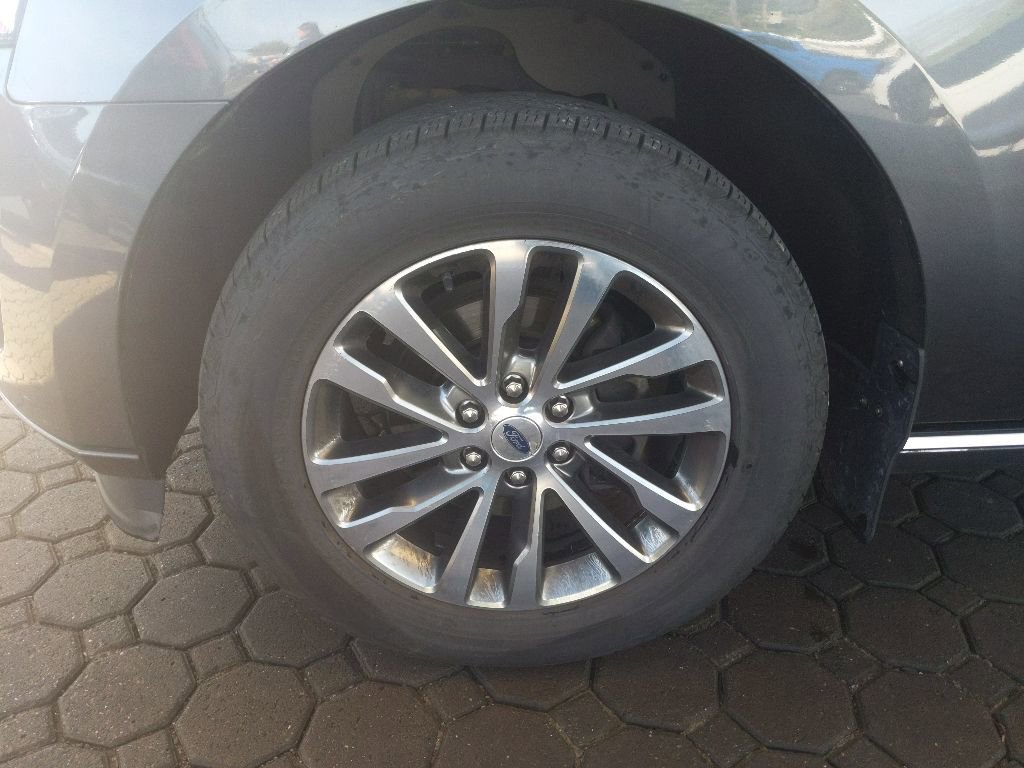 Used 2018 Ford Expedition Limited AWD/4WD image 11