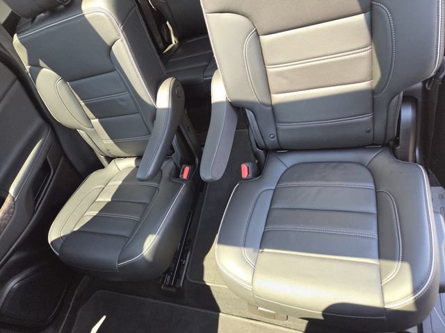 Used 2022 GMC Acadia Denali w/ Denali Ultimate Package AWD/4WD image 33