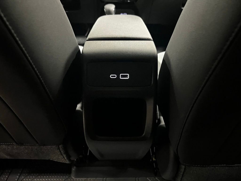 New 2026 Chevrolet Trax LT w/ Driver Confidence Package FWD image 28