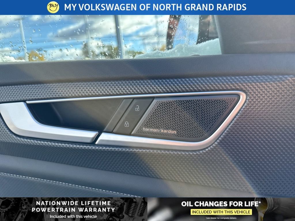 New 2026 Volkswagen Atlas Cross Sport SEL Premium R-Line image 19