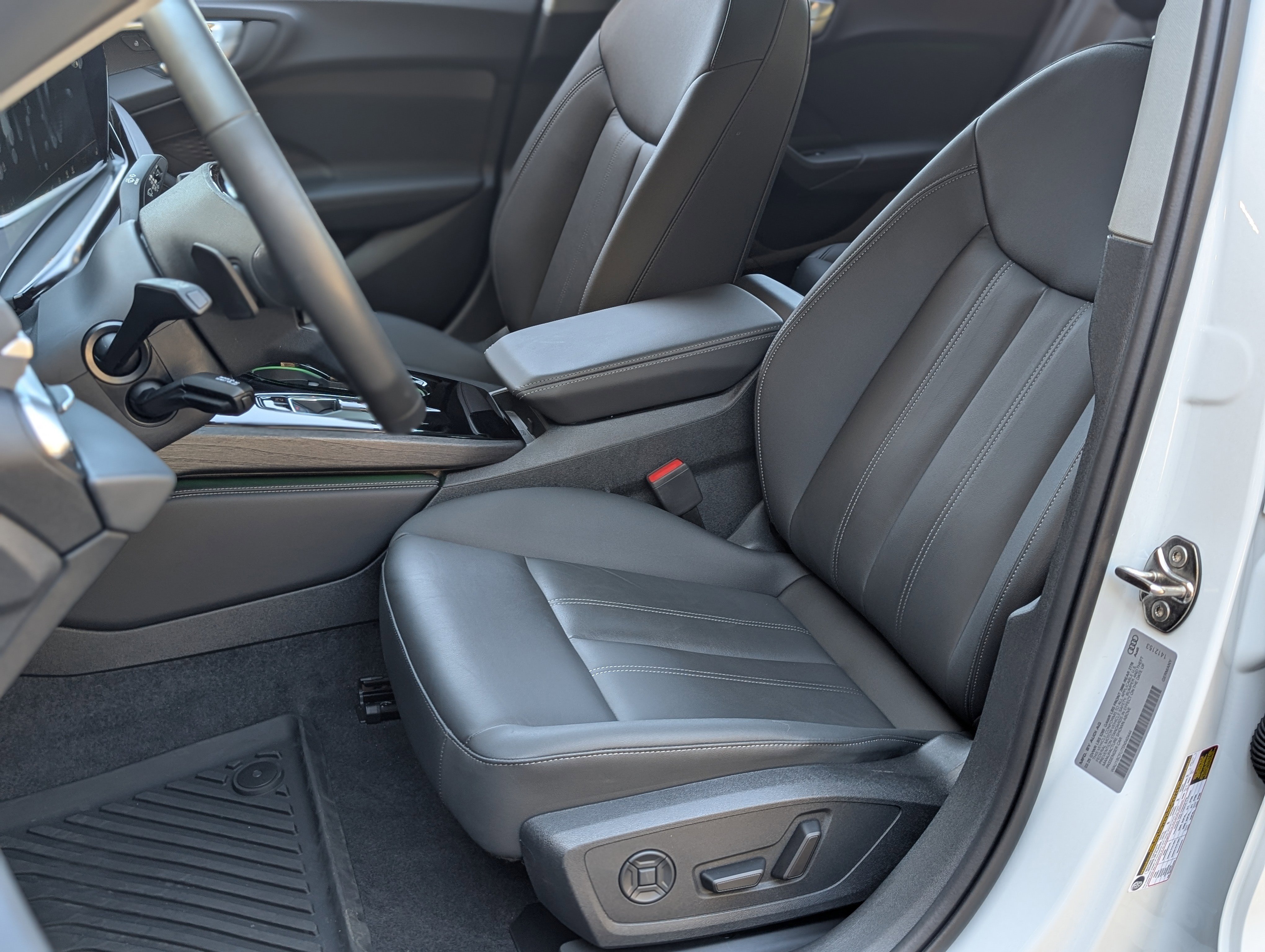 Used 2025 Audi A5 2.0T Premium w/ Convenience Package image 17