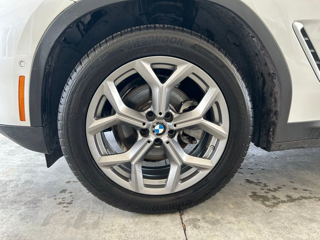 Used 2024 BMW X3 sDrive30i RWD image 16